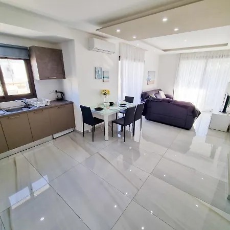 Апартаменты Sea La Vie Seaview