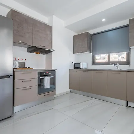Sea La Vie Seaview Apartment *